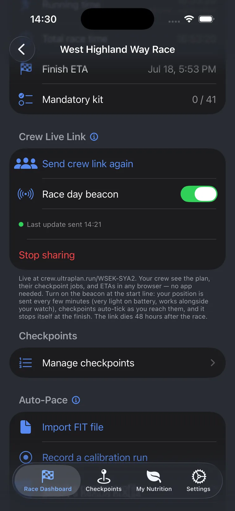 Crew Live Link in the UltraPlanRun app: the shared link, the Race day beacon toggle switched on, and its last update time